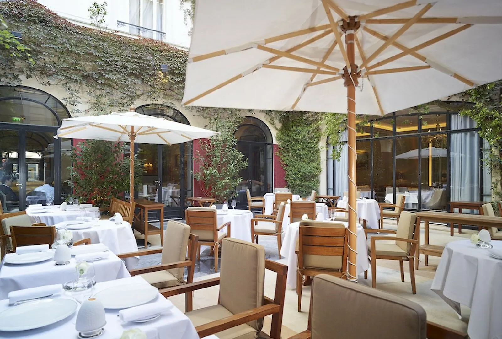Lancaster Champs-elysees 5* Paris