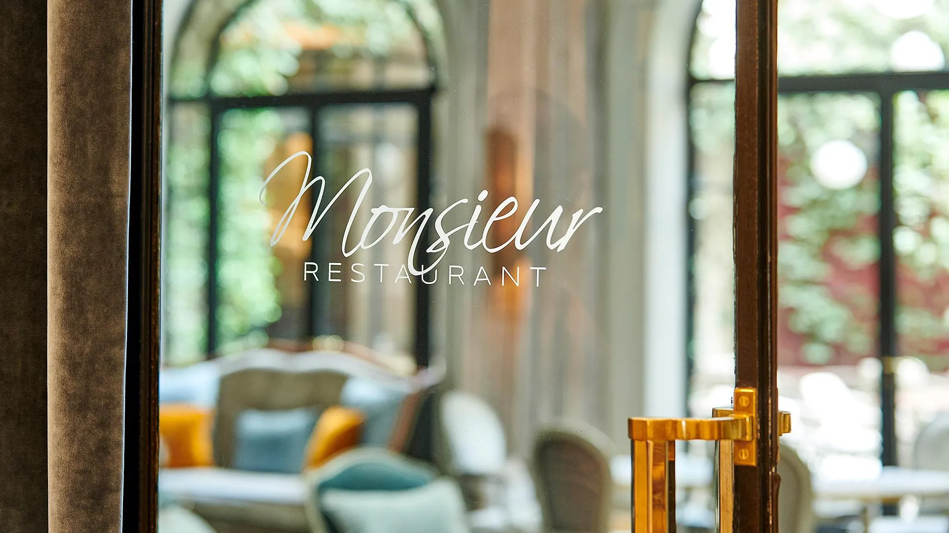 Hotel Lancaster Champs-elysees Paris